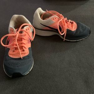 Women’s Nike Pegasus 30